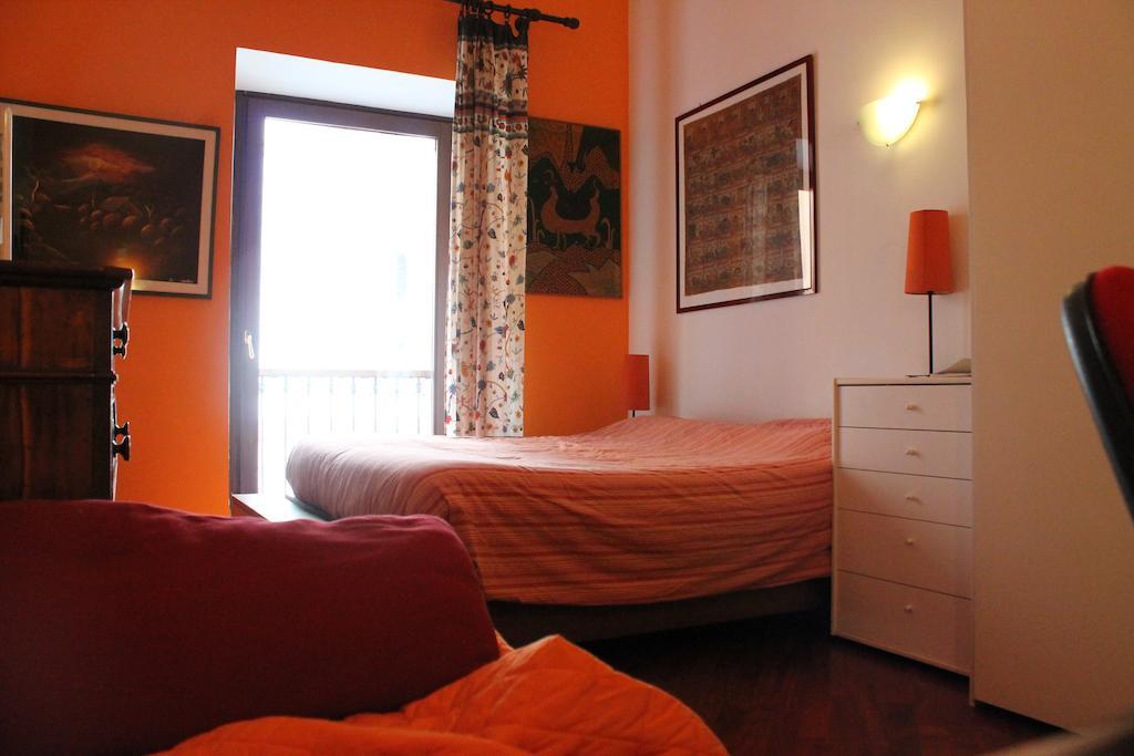 B&B&Courtesy Rom Rum bild