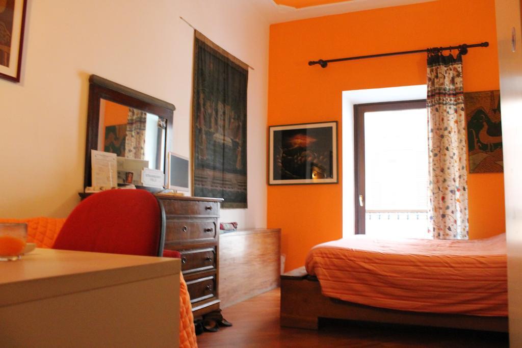 B&B&Courtesy Rom Rum bild